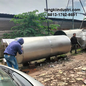 Fabrikasi Tangki storage stainless steel kapasitas 7000 liter